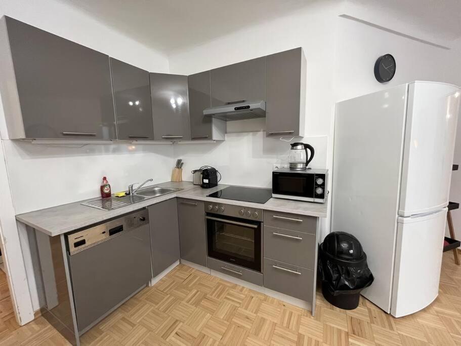 *Luxurious And Spacious Family Apartment* Wiedeń Zewnętrze zdjęcie